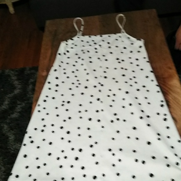 Fun, summer dress. Spaghetti straps. - Picture 3 of 4